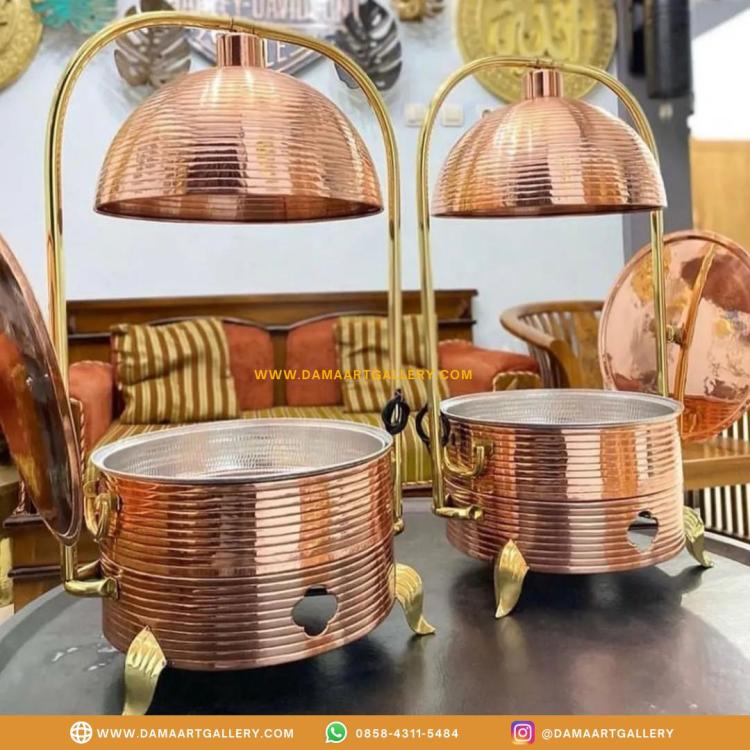 Chafing Dish Roll Top Tembaga  | Dama Art Gallery | Kerajinan Tembaga, Kuningan & Alumunium Terbaik. Chafing Dish Tembaga - Roll Top Tembaga - Pemanas makanan Tembaga - Tempat prasmanan Tembaga - Panstove Tembaga - Alat Catering Tembaga

Pemanas Makanan Tembaga : Keunggulan