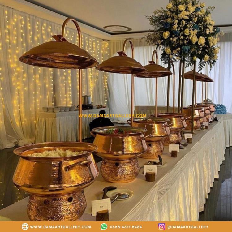 Chafing dish Tembaga | Dama Art Gallery | Kerajinan Tembaga, Kuningan & Alumunium Terbaik. JUAL CHAFING DISH TEMBAGA

Dama Art Gallery artinya penghasil sekaligus supplier kerajinan tembaga dan kuningan berkualitas yang terpercaya dengan harga terjangkau. Kali ini