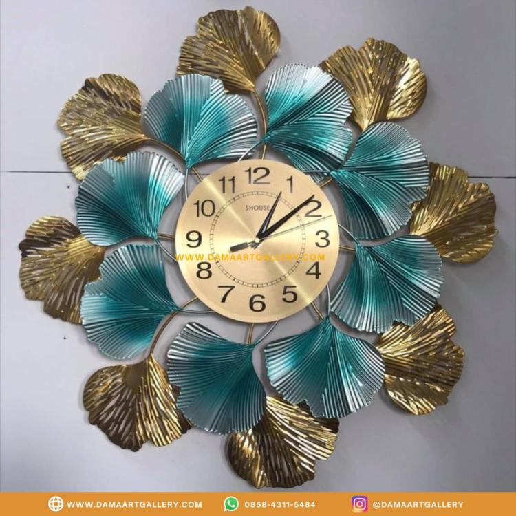 Jam Hias Tembaga Kuningan | Dama Art Gallery | Kerajinan Tembaga, Kuningan & Alumunium Terbaik. Jam Dinding Hias adalah jam yang terbuat dari bahan logam kuningan (kuningan). Jam dinding sendiri merupakan alat penunjuk waktu untuk membantu seseorang melihat sekarang pukul