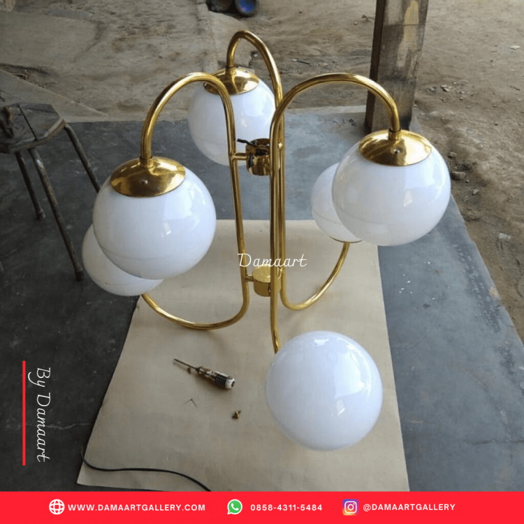 Lampu Gantung Minimalis Tembaga Kuningan | Dama Art Gallery | Kerajinan Tembaga, Kuningan & Alumunium Terbaik. Lampu Minimalis Tembaga Kuningan yang Perlu Anda Tahu

Apakah Anda ingin memiliki dekorasi rumah yang cantik dan indah? Kalau iya, Anda harus pintar memilih barang yang