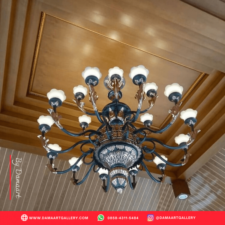 Lampu Robyong tembaga | Dama Art Gallery | Kerajinan Tembaga, Kuningan & Alumunium Terbaik. Kerajinan tembaga Dama Art Galleryjuga adalah spesialis memproduksi kerajinan lampu gantung dengan tangkai banyak atau sering disebut lampu robyong , lampu robyong biasanya di
