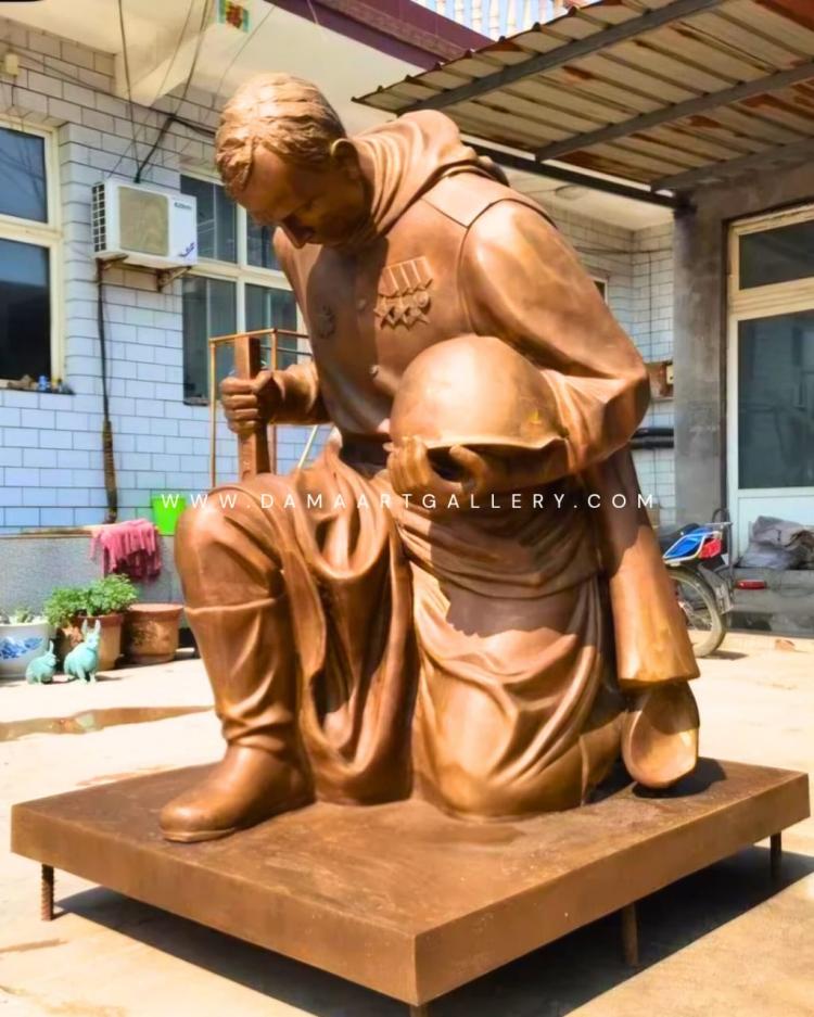 Pusat Kerajinan Patung Tembaga  | Dama Art Gallery | Kerajinan Tembaga, Kuningan & Alumunium Terbaik. Pesona Patung Tembaga Handmade dari Dama Art Gallery: Perpaduan Seni, Keahlian, dan Warisan Budaya

Dalam dunia kerajinan logam, Dama Art Gallery hadir sebagai pelopor seni